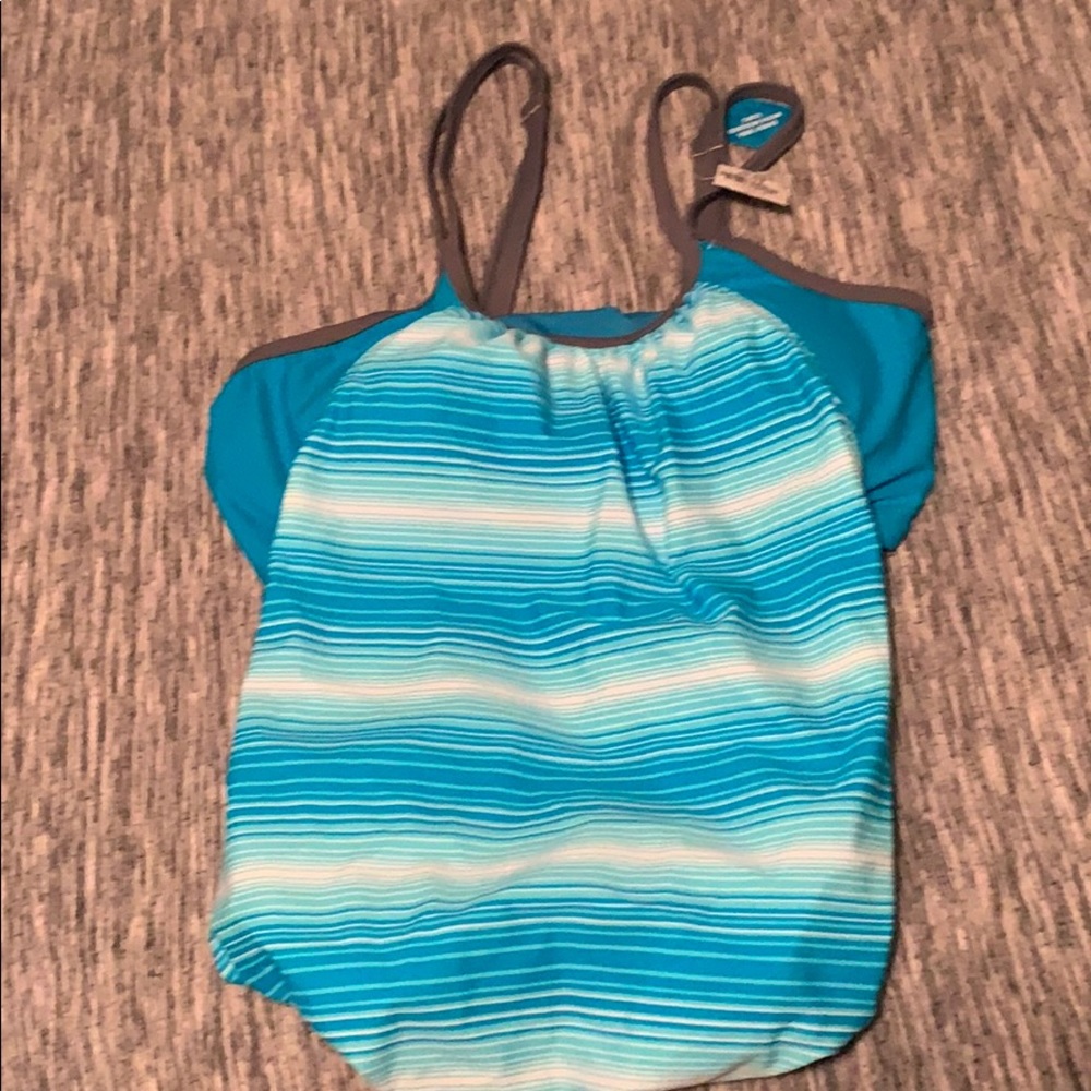 NEVER WORN swimsuit top!!